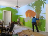 Malování farního sálu - klikněte pro více fotografií