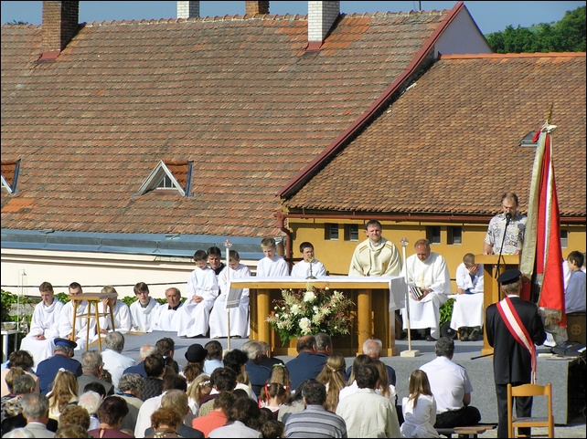 Slavnost tla a krve pn (Bo tlo) - foto 