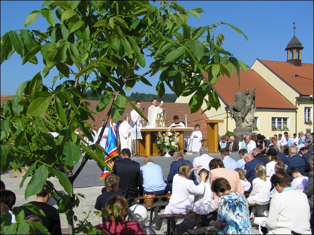 Slavnost tla a krve pn (Bo tlo) - foto 